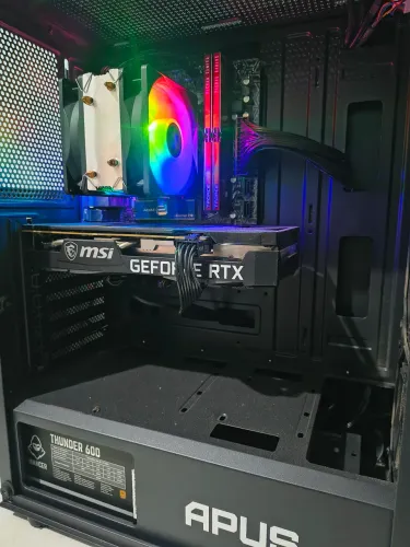 Pc gamer rtx 3060 12 gb i5 11400f 16 GB ram SSD 500 gb NvMe Venda ou troca leia o anucio