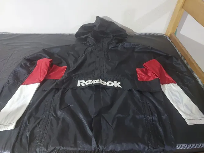Corta vento Reebok (raridade)-impecável 