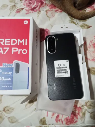 Celular novo na caixa com nota fiscal