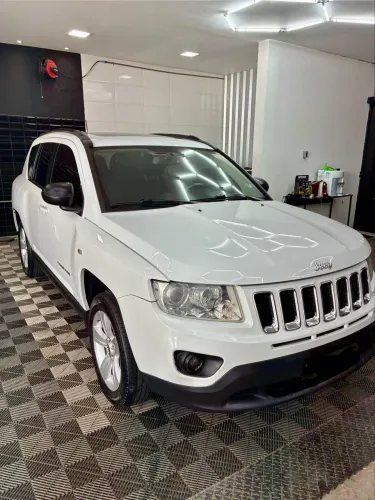 Jeep Compass Sport 2.0 16V 156cv 5P 2012