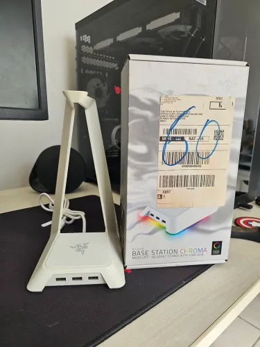 Suporte headset razer base station crhoma