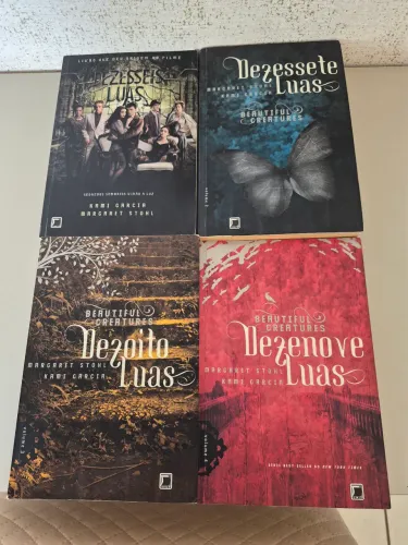 Coleção 4 livros, 16 luas, 17 luas, 18 luas, 19 luas