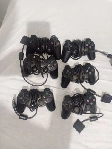 Lote de controle vendo no estado 6 de PlayStation 2
