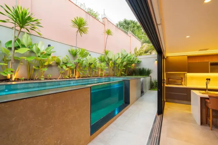 Casa para venda possui 454 metros quadrados com 4 quartos