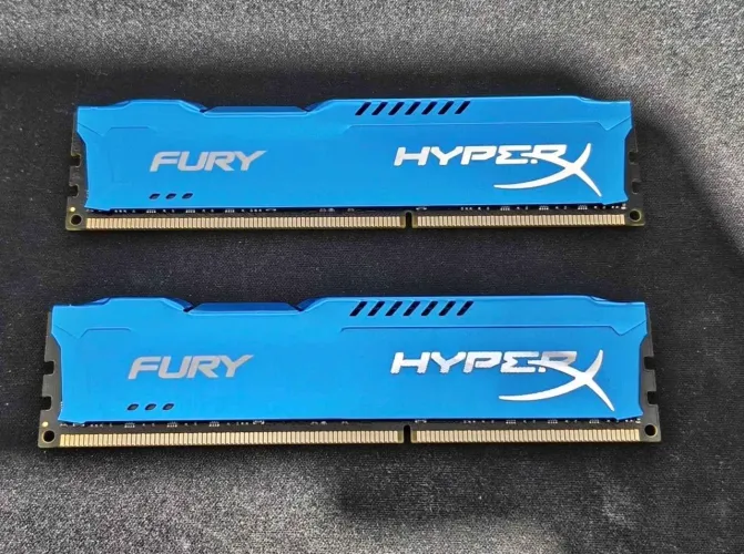 DDR3 2 pentes 4&4Gb
