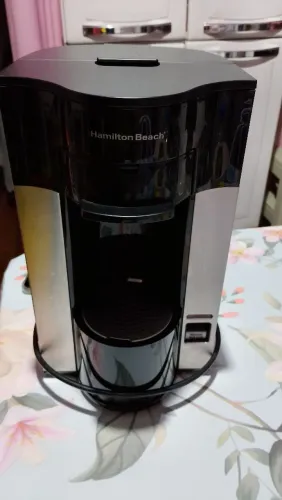 Cafeteira Hamilton Beach moderna nova 220v