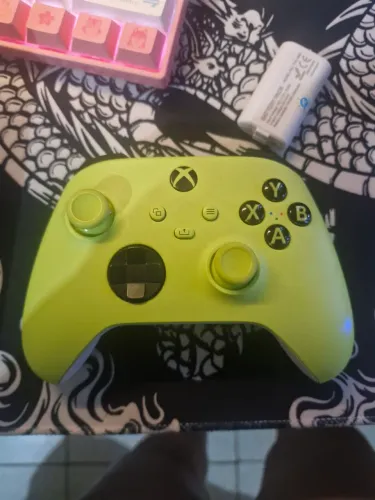 Controle Xbox Wireless Eletric Volt - Original - Sem Pilhas