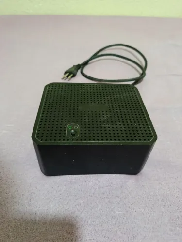 Estabilizador APC Cubic 300-BR 4 tomadas