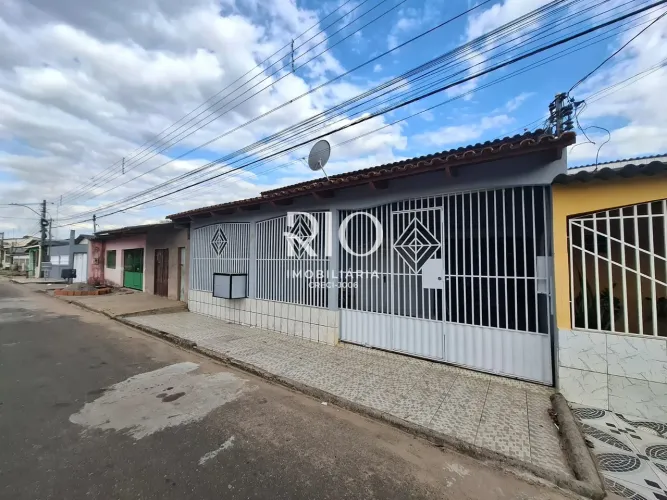 Casa 4 quartos - Pista
