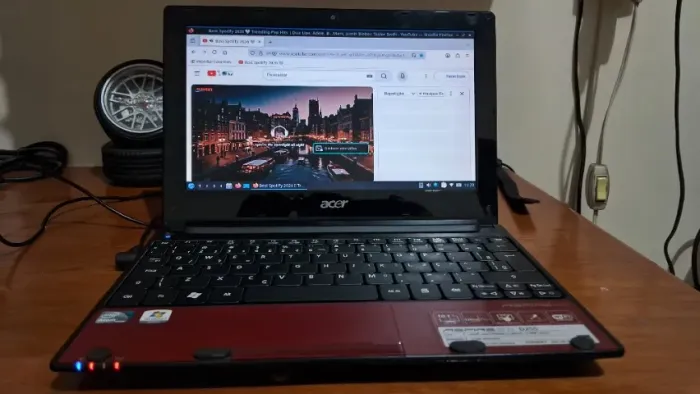 Notebook Acer Aspire One D255 Atom N450 - 2GB DDR2 - SEM HD (LEIA TODO O ANÚNCIO!)