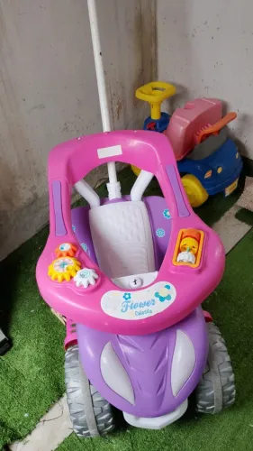 Carrinho infantil menina