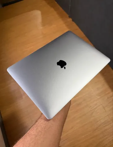 MacBook Air M1 2020