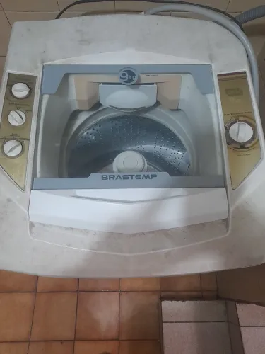 Maquinar de lavar Brastemp 9k.