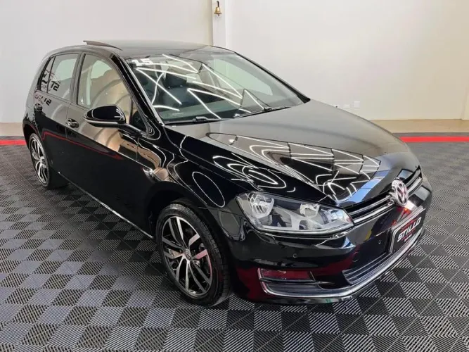 Volkswagen Golf Highline 1.4 TSI Total Flex Aut. 2015