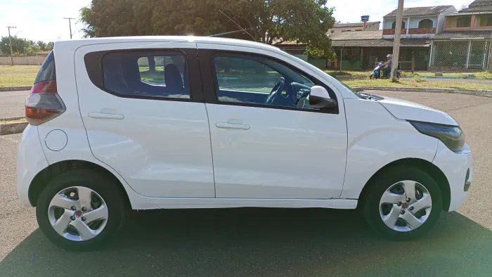 Fiat Mobi Like 1.0 Fire Flex 5P. 2017