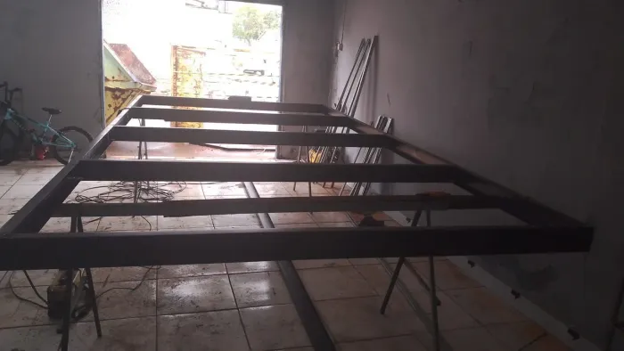 Fabricamos carrocinha e treille 