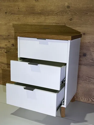 Mesa de cabeceira 3 gavetas MDF retrô