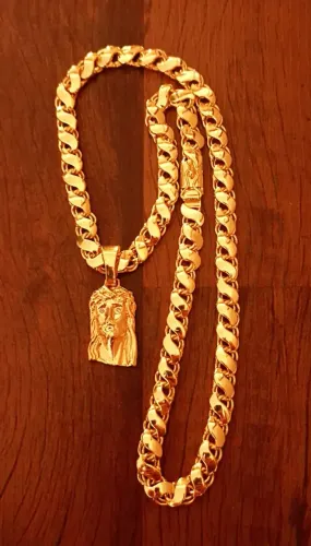 Lindíssimo cordão banhado a ouro 18k novo