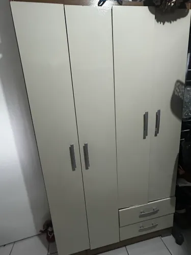 Vendo Guarda-roupa Solteiro 
