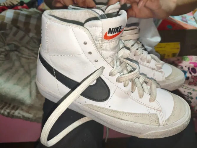 Sapato Nike blazer mid