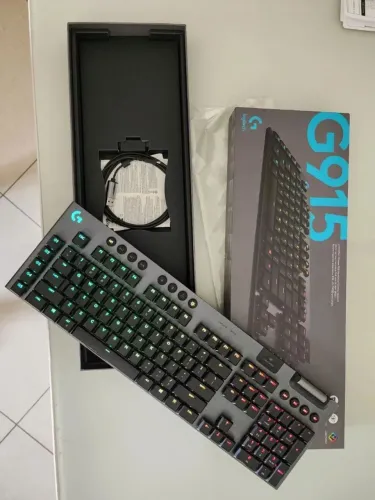 Teclado Logitech G915