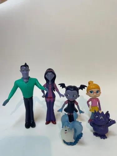 Série Vampirina