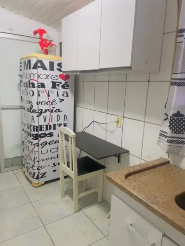 Kitnet no carianos