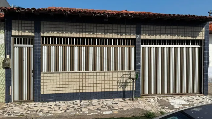 VENDO CASA NA VILA EMBRATEL