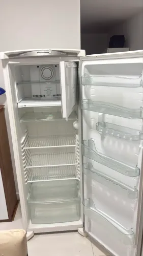 Geladeira Consul frost free 300L