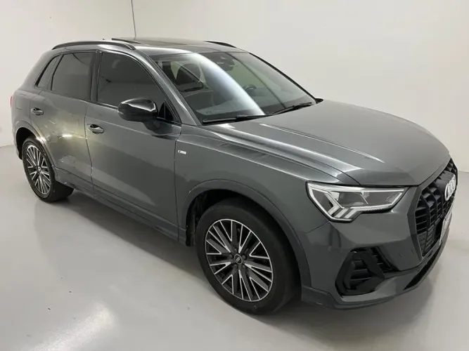 Audi Q3 Perf. Black 2.0 TFSI Tiptr. Quattro 2023