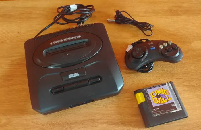 ? Mega Drive 3 + Cruel Ball - R$ 350