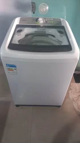 Maquina de lavar roupas 