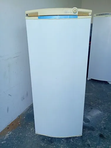 Geladeira Consul gelo seco 110 vts