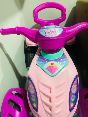 Carrinho de menina