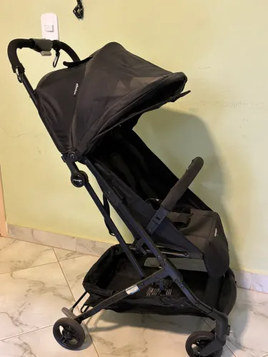 Carrinho de Bebê Voyage Yupi Preto