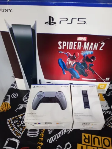 Playstation 5 Midia física 2 controles