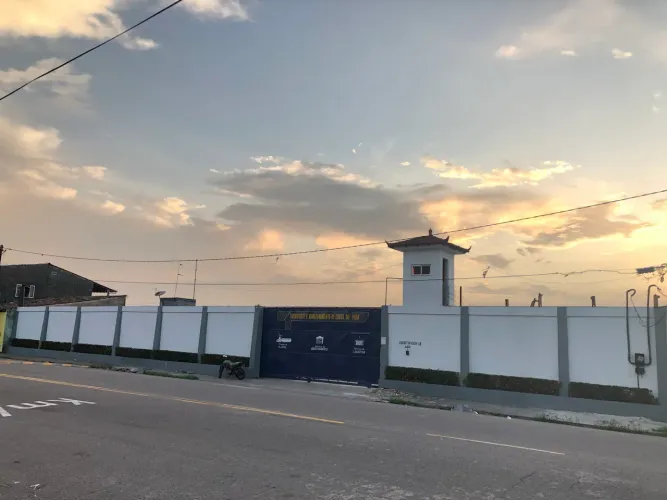 Locação Porto - Embarque e Pátio de carga com sala!