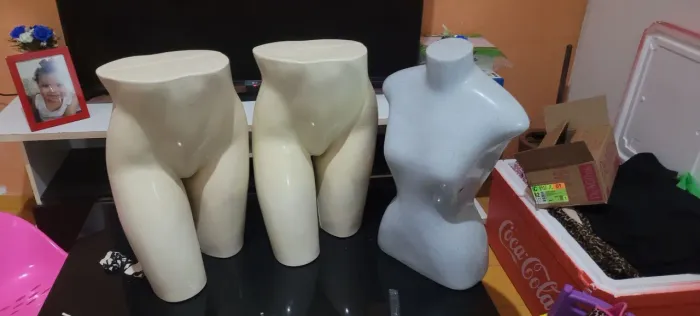 Manequins para loja de roupas