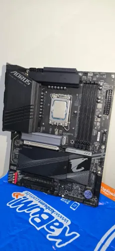 Z790 AORUS ELITE AX + i5 14600KF