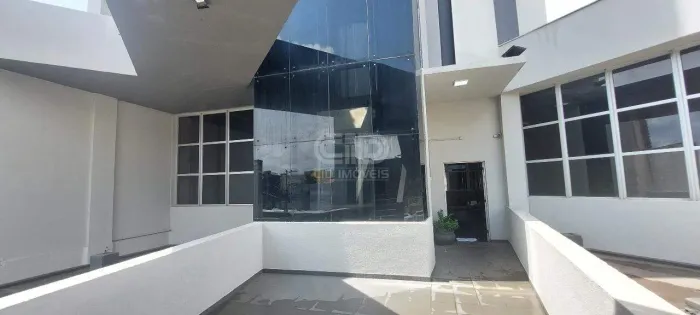 Sala Comercial à venda na Avenida Isaac Póvoas
