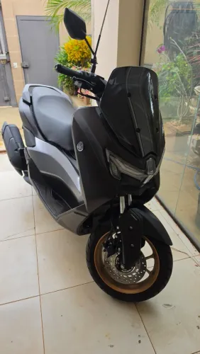 Moto Yamaha Connect 160 ABS 2025 única Dona.. em perfeito estado, chaves, manual, revisões
