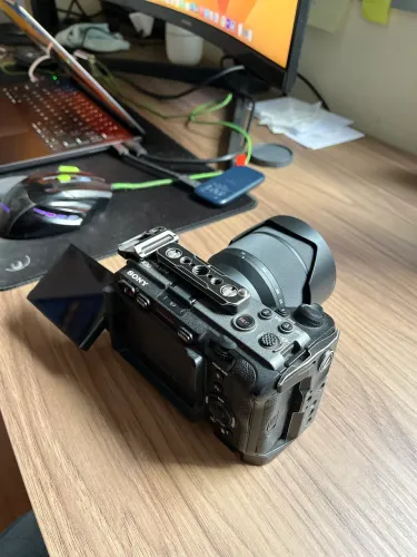 Sony FX30 com lente 28 - 70 Sony