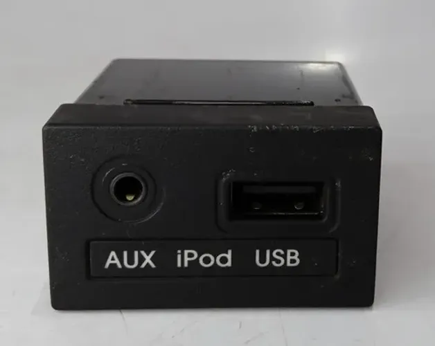 Conector Usb Auxiliar iPod Veloster 2013 2014 2015