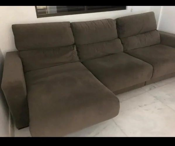 Sofá grande para TV