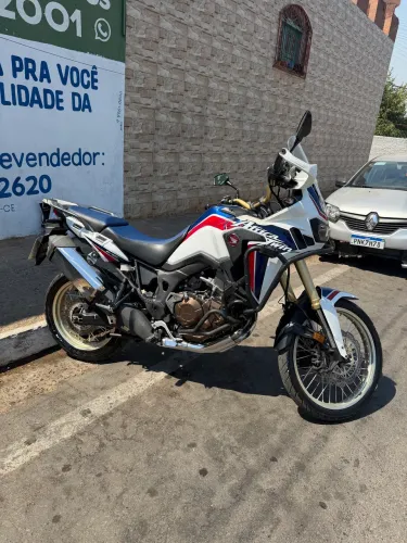 CRF 1000 ÁFRICA TWIN.