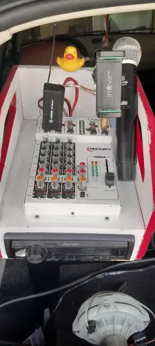 Vendo som para carro matador de 800 w módulo md801 fonte Stetsom 60 amperes modo som