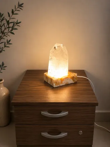 Luminária em Cristal Natural com Base em Calcita Laranja - Peça Exclusiva