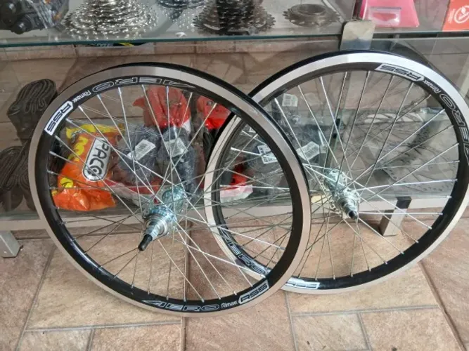 par de rodas aro 20 aero