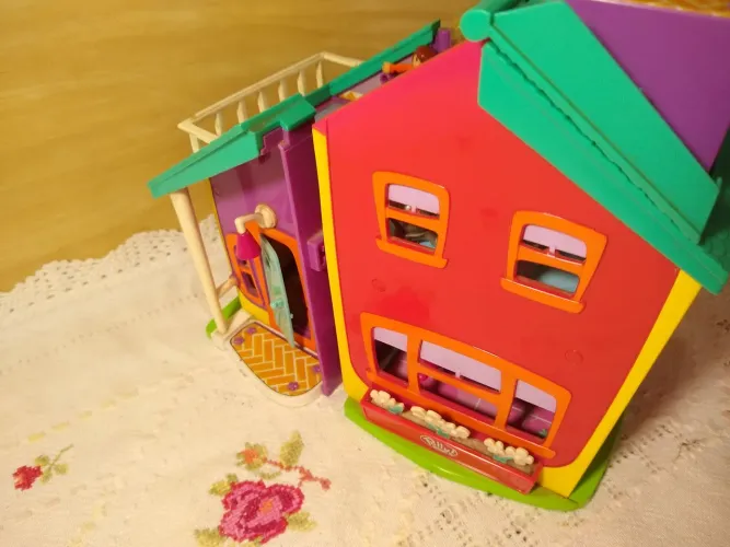 Casa da Poly pocket/ magnética/ primeira versão