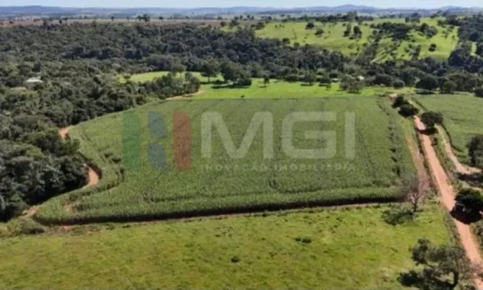 Imóvel para venda com 5000 metros quadrados em Zona Rural - Bela Vista de Goiás - GO